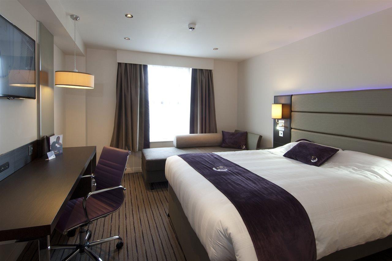 Premier Inn Bedford South Kempston 외부 사진